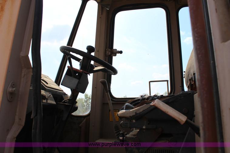 image for item J4344 1989 John Deere 444E wheel loader