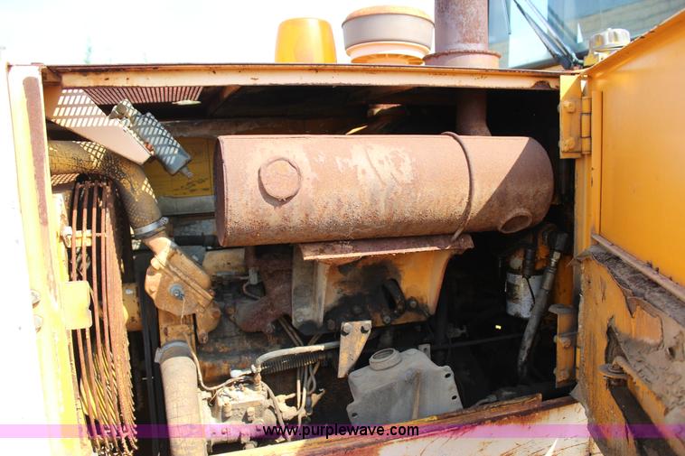 image for item J4344 1989 John Deere 444E wheel loader