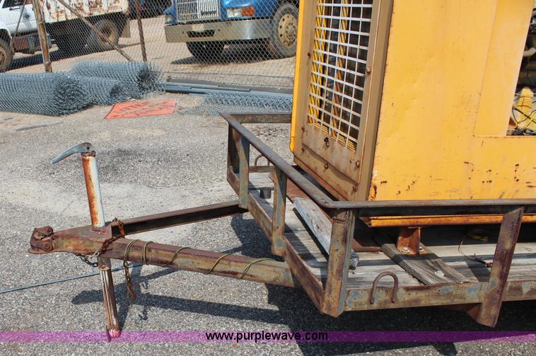 image for item J4348 1977 Leroi 160RGU air compressor