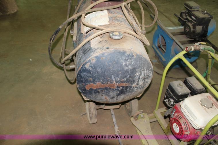 image for item J4351 Steam cleaner and boring machine