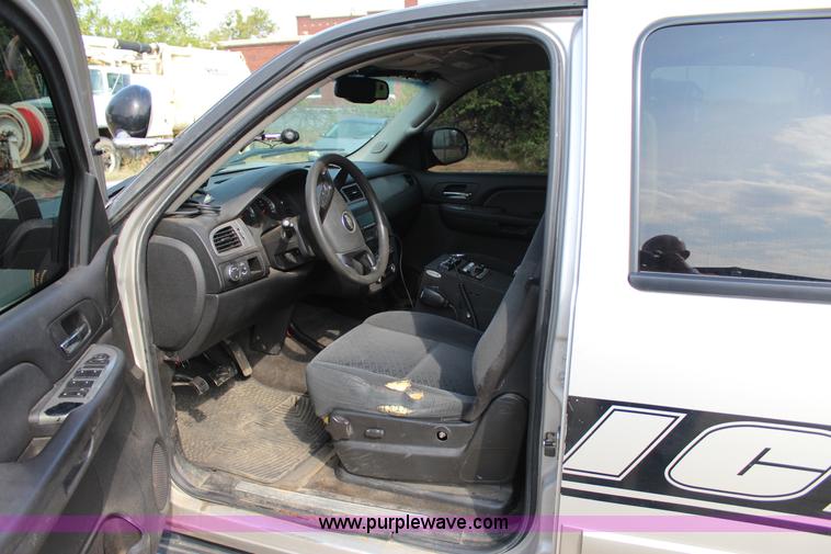image for item J4354 2008 Chevrolet Tahoe Police SUV