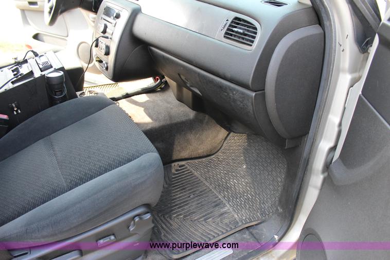 image for item J4354 2008 Chevrolet Tahoe Police SUV