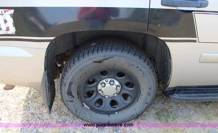 image for item J4354 2008 Chevrolet Tahoe Police SUV