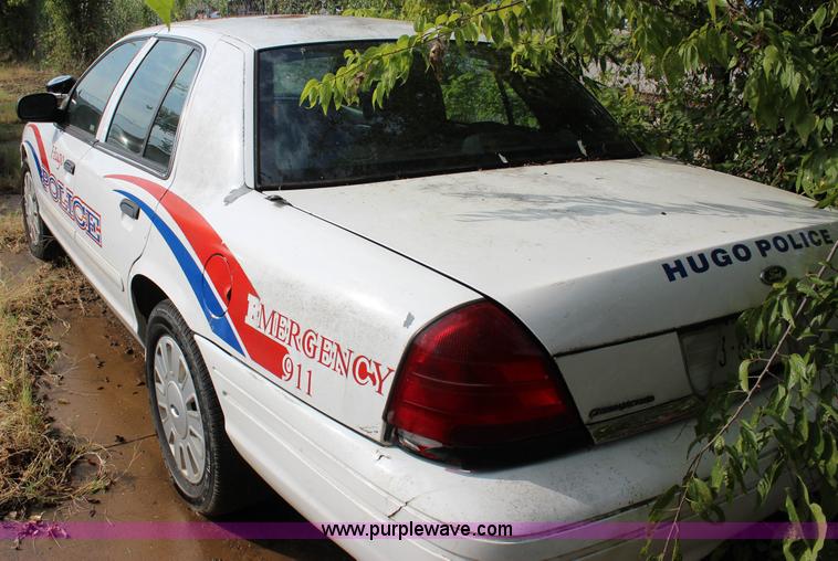 image for item J4356 2006 Ford Crown Victoria Police Interceptor