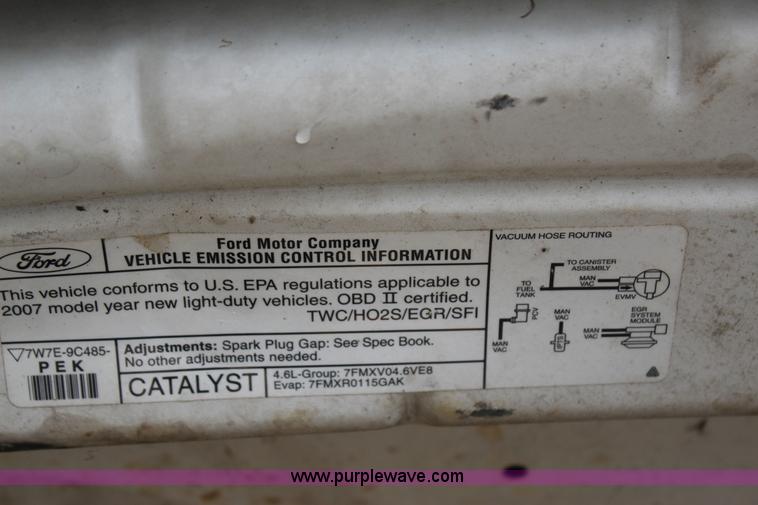 image for item J4356 2006 Ford Crown Victoria Police Interceptor