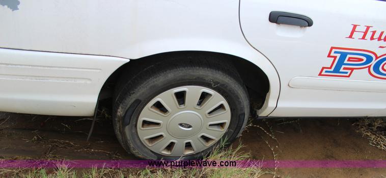 image for item J4357 2006 Ford Crown Victoria Police Interceptor