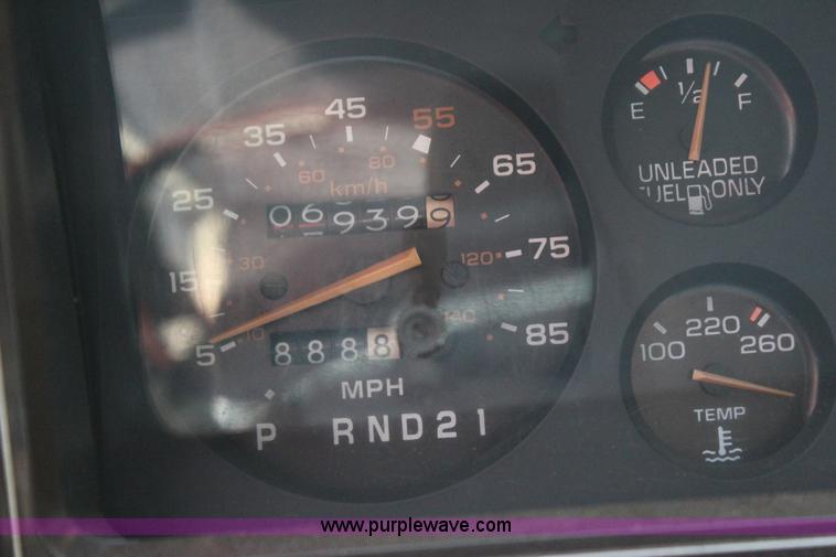 image for item J4360 1983 Chevrolet Monte Carlo