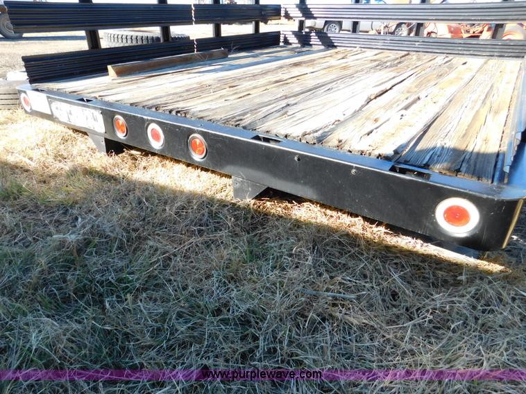 Omaha Standard flatbed pickup truck bed in Lincoln, KS Item J5222