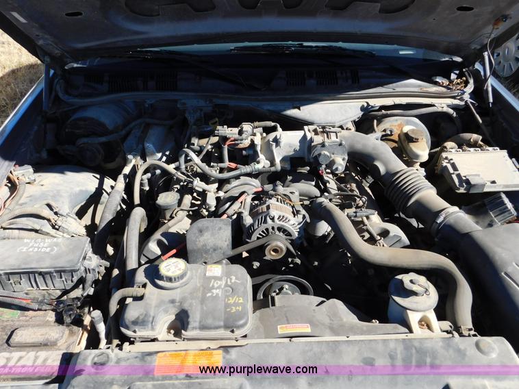 image for item J5227 2006 Ford Crown Victoria Police Interceptor