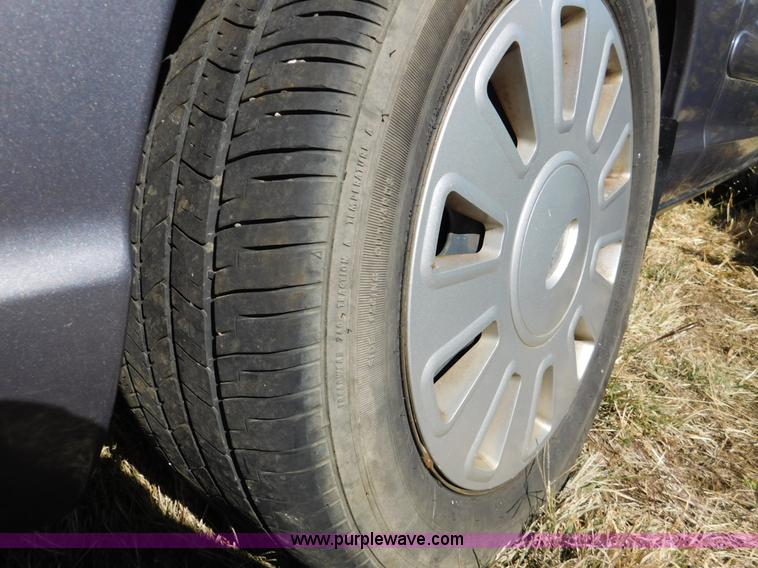 image for item J5227 2006 Ford Crown Victoria Police Interceptor