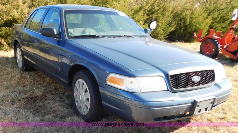 image for item J5228 2009 Ford Crown Victoria Police Interceptor