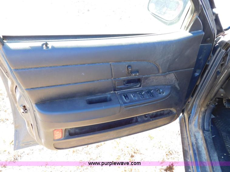 image for item J5228 2009 Ford Crown Victoria Police Interceptor