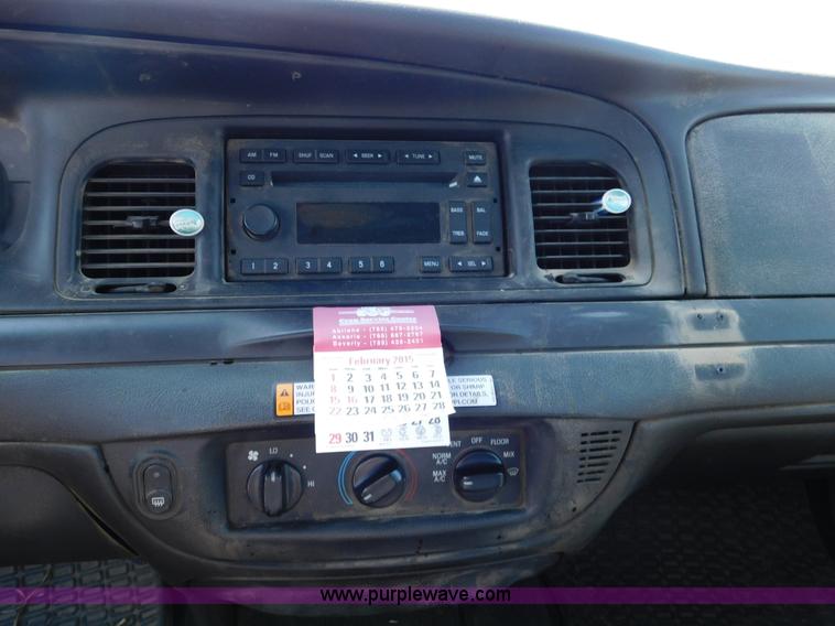 image for item J5228 2009 Ford Crown Victoria Police Interceptor