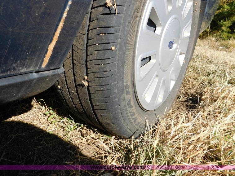 image for item J5228 2009 Ford Crown Victoria Police Interceptor