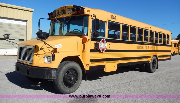 image for item J6314 2000 Freightliner FS65 Thomas school bus