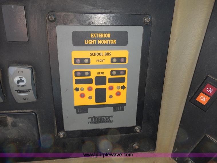 image for item J6314 2000 Freightliner FS65 Thomas school bus