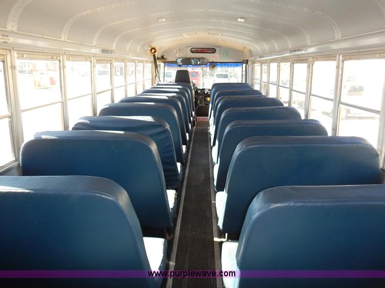 image for item J6314 2000 Freightliner FS65 Thomas school bus