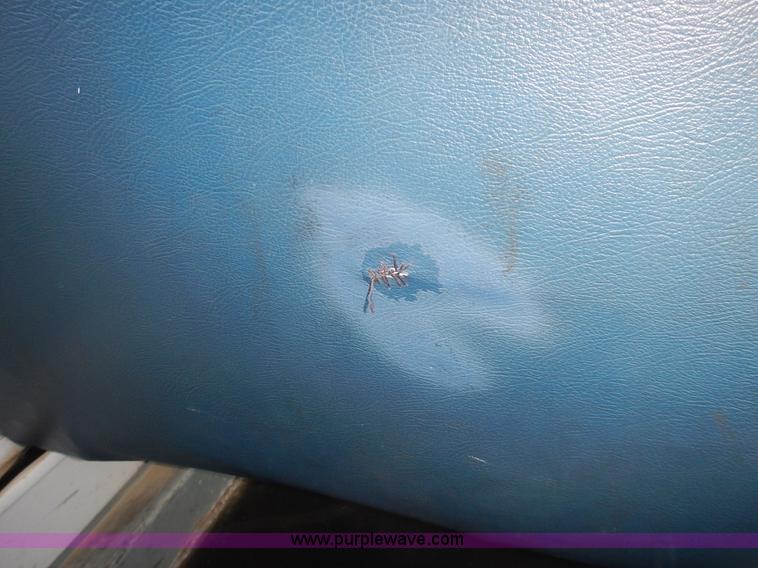 image for item J6314 2000 Freightliner FS65 Thomas school bus