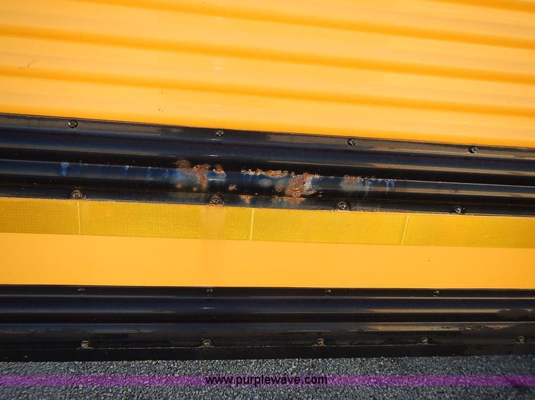 image for item J6314 2000 Freightliner FS65 Thomas school bus