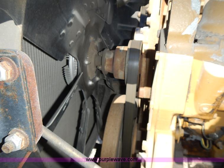 image for item J6314 2000 Freightliner FS65 Thomas school bus