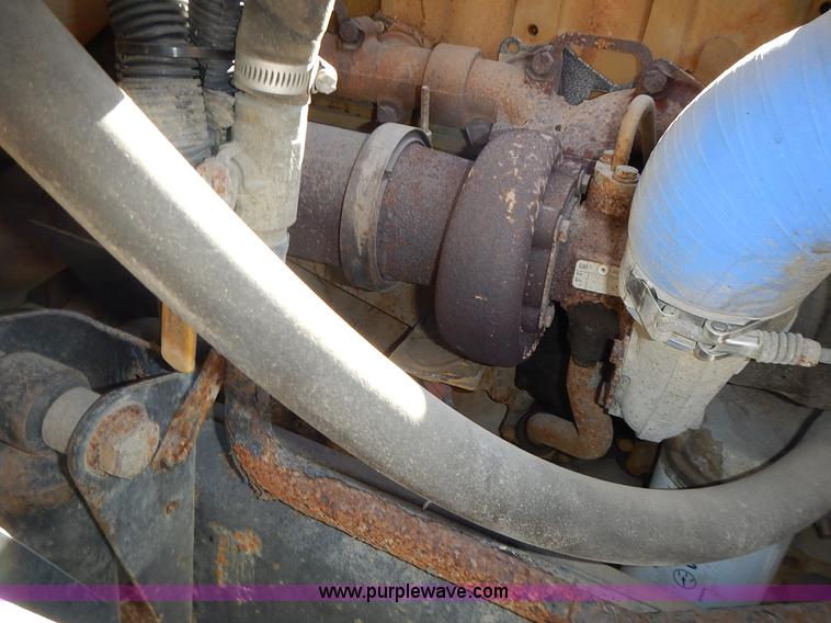 image for item J6314 2000 Freightliner FS65 Thomas school bus