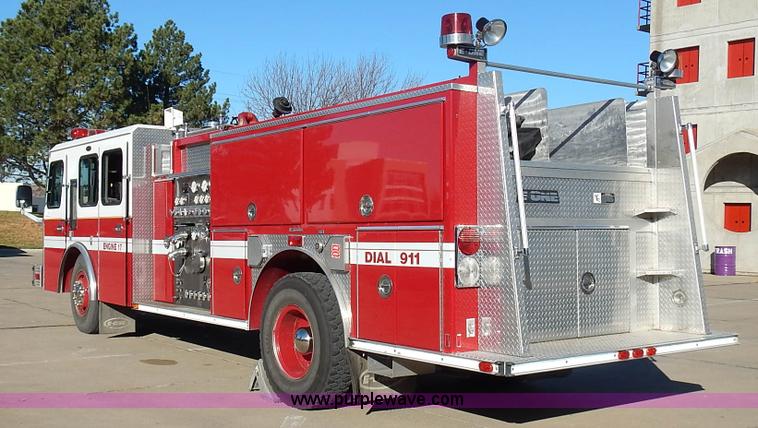 image for item J6335 1995 Emergency One fire truck