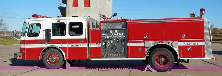 image for item J6335 1995 Emergency One fire truck
