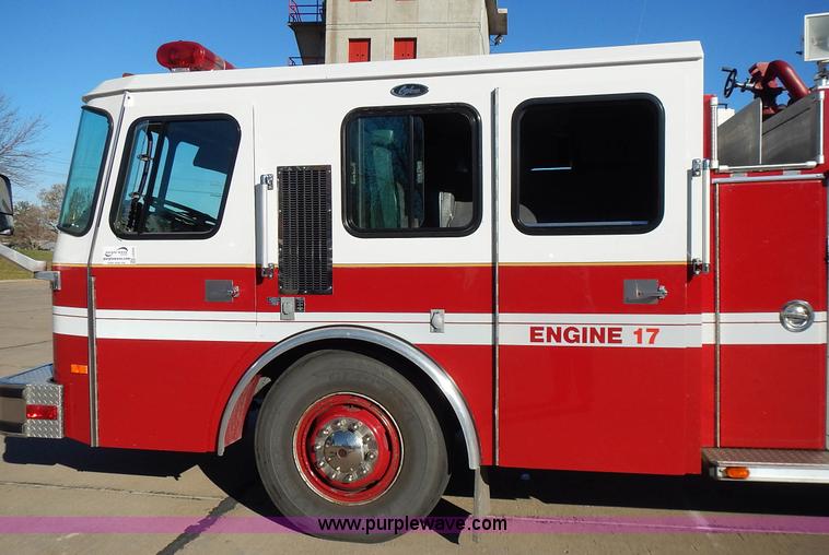 image for item J6335 1995 Emergency One fire truck