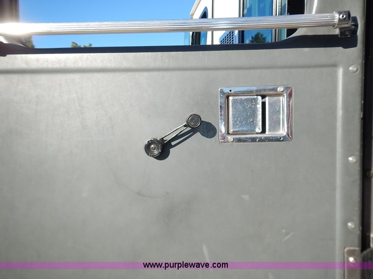 image for item J6335 1995 Emergency One fire truck