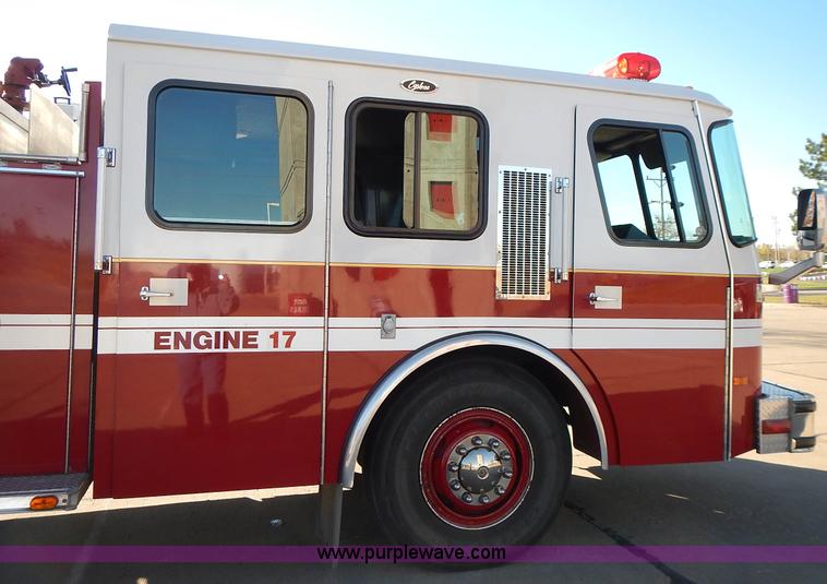 image for item J6335 1995 Emergency One fire truck