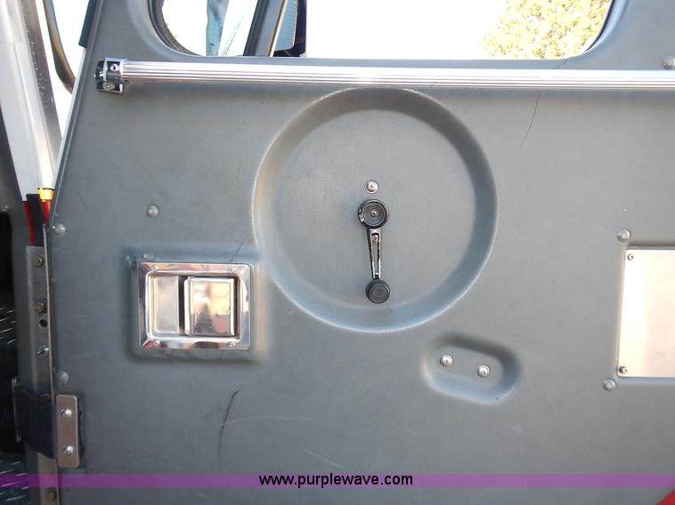 image for item J6335 1995 Emergency One fire truck