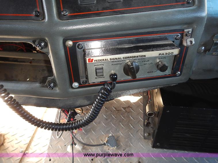 image for item J6335 1995 Emergency One fire truck