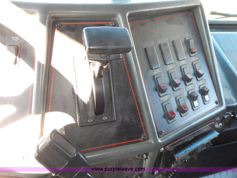 image for item J6335 1995 Emergency One fire truck