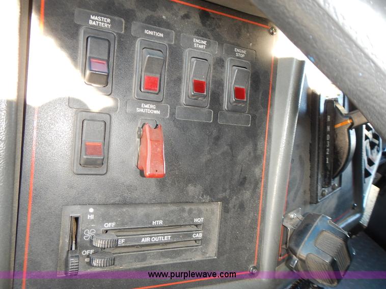 image for item J6335 1995 Emergency One fire truck