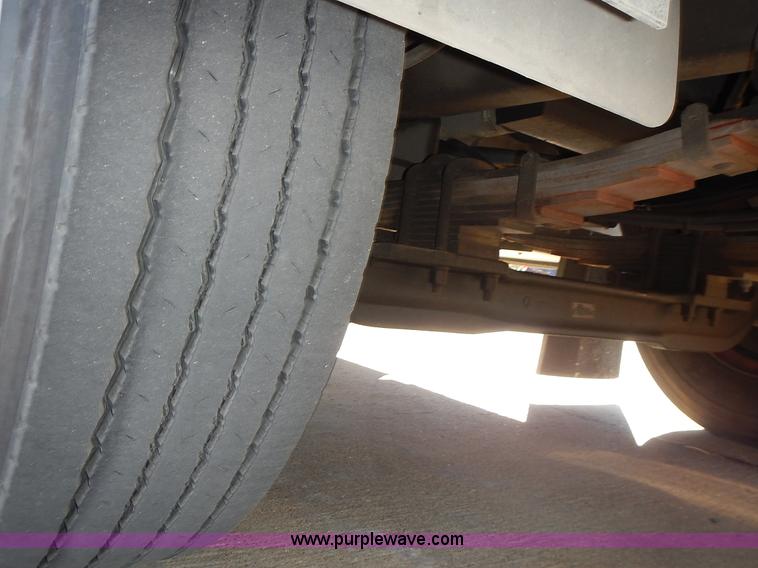 image for item J6335 1995 Emergency One fire truck