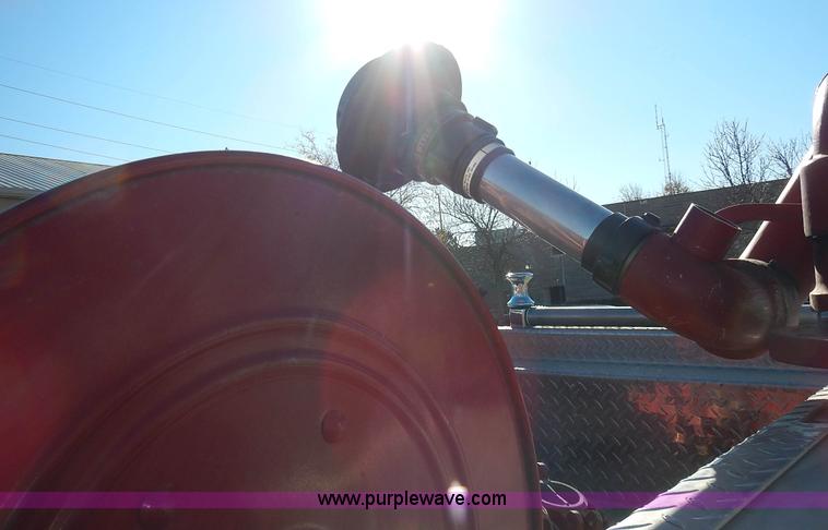 image for item J6335 1995 Emergency One fire truck