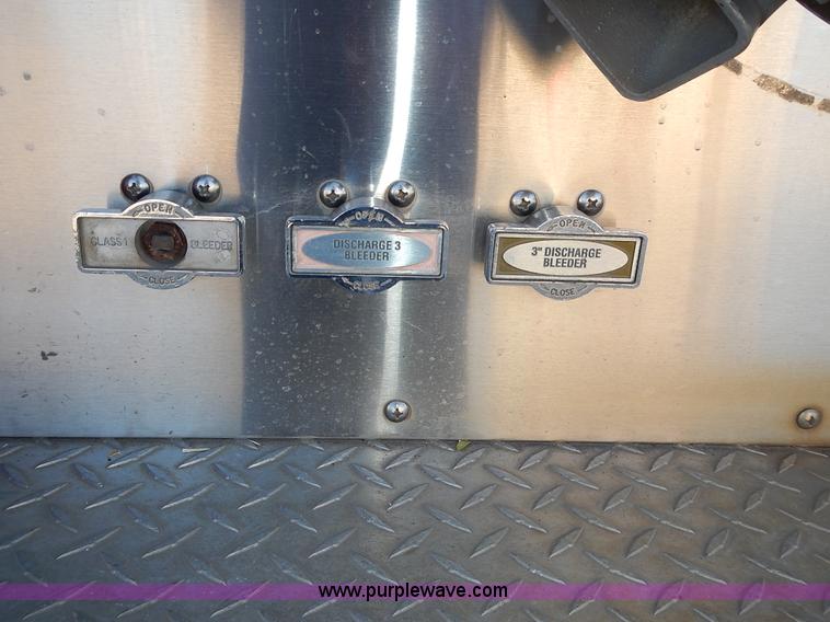 image for item J6335 1995 Emergency One fire truck