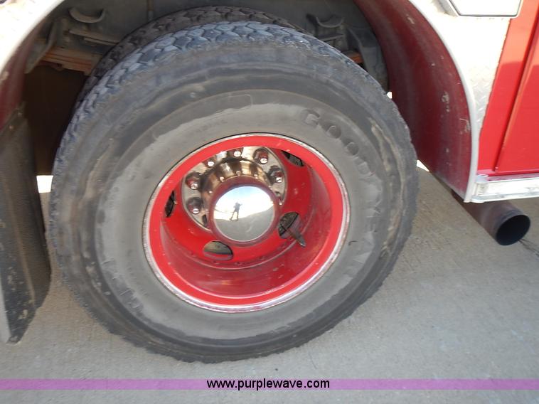 image for item J6335 1995 Emergency One fire truck