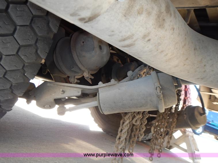 image for item J6335 1995 Emergency One fire truck