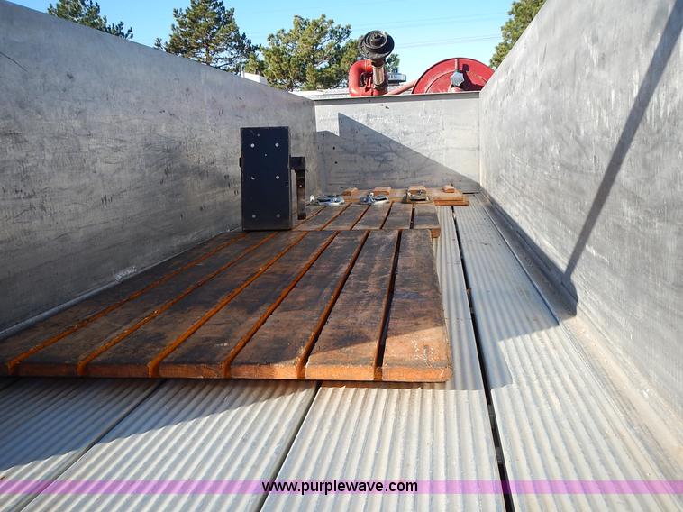 image for item J6335 1995 Emergency One fire truck