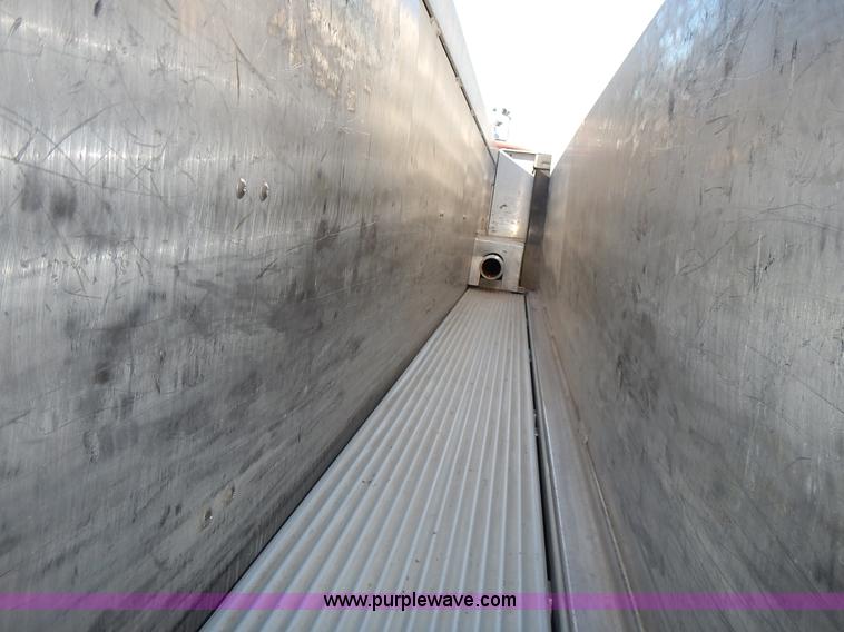 image for item J6335 1995 Emergency One fire truck