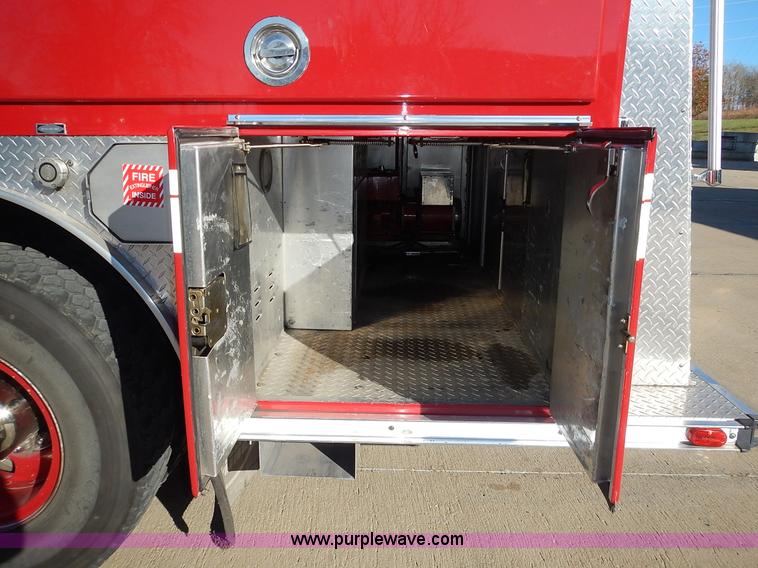 image for item J6335 1995 Emergency One fire truck