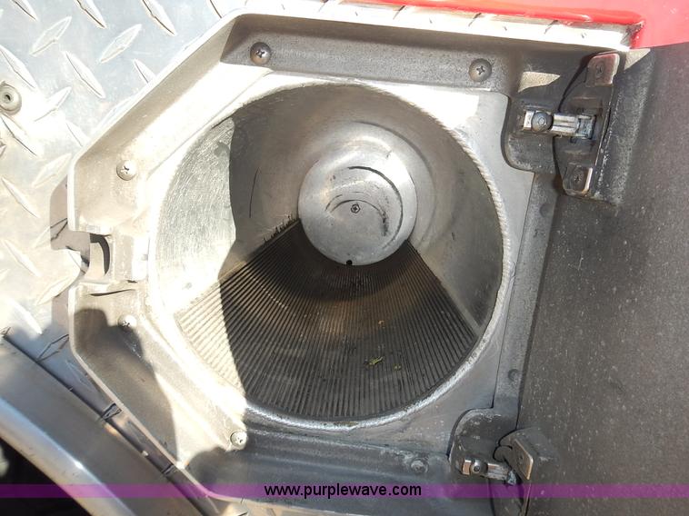 image for item J6335 1995 Emergency One fire truck