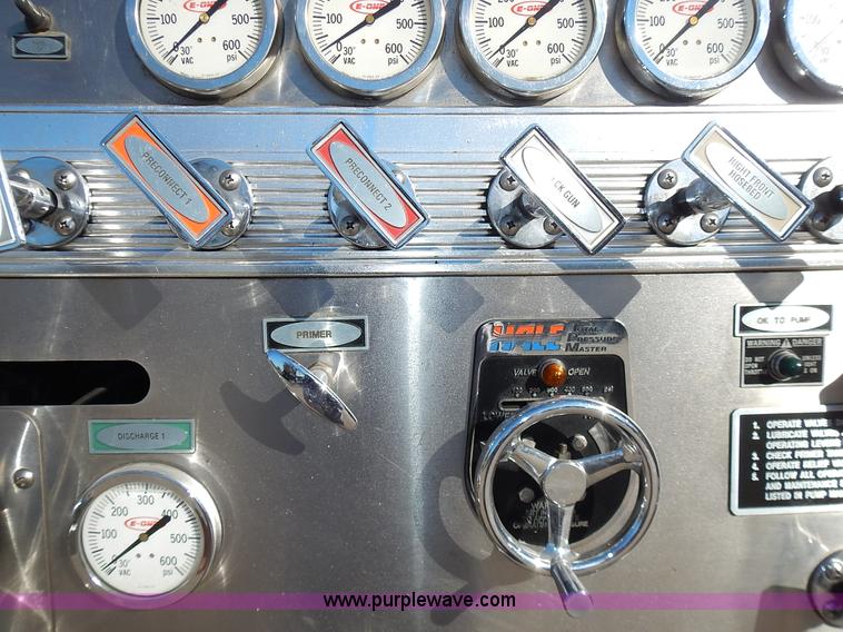 image for item J6335 1995 Emergency One fire truck