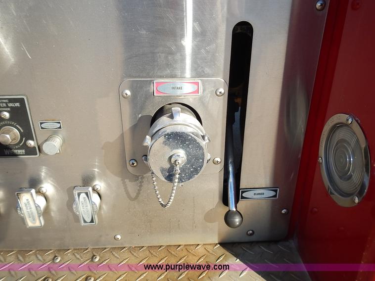 image for item J6335 1995 Emergency One fire truck