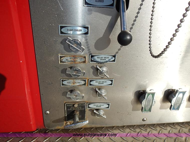 image for item J6335 1995 Emergency One fire truck