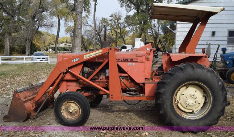 image for item J7011 Allis Chalmers 180 tractor