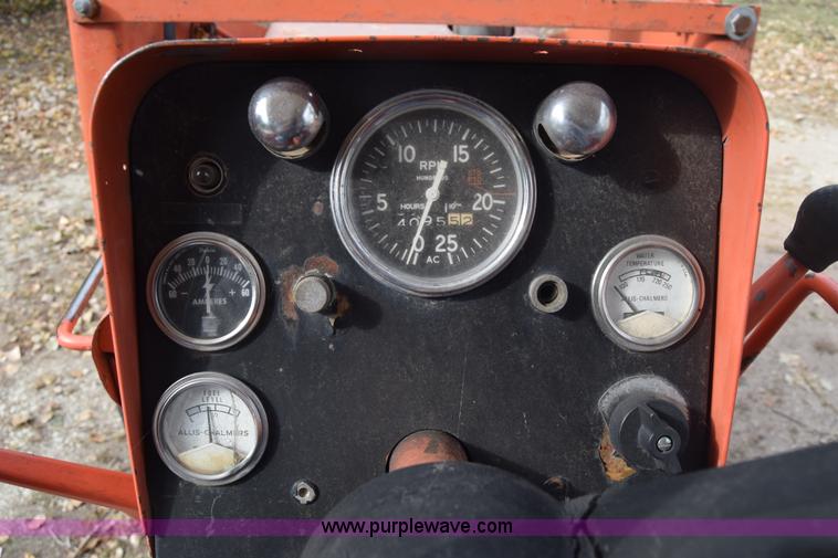 image for item J7011 Allis Chalmers 180 tractor