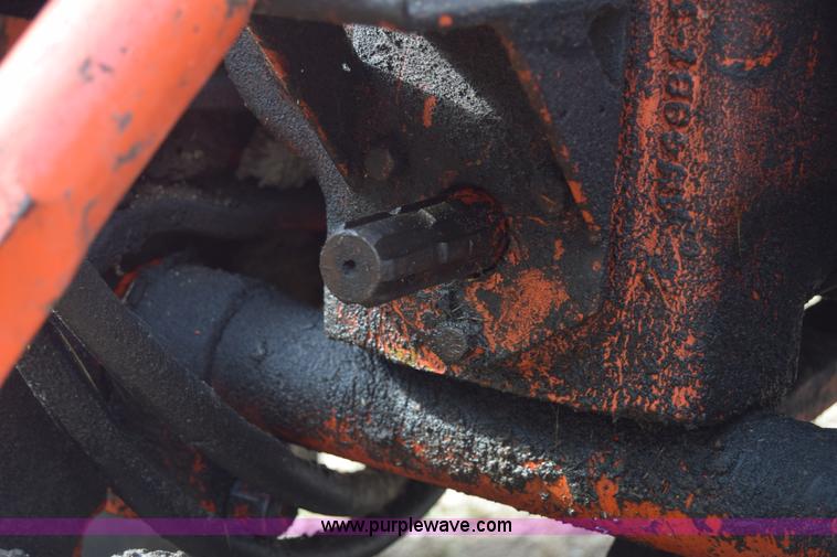 image for item J7011 Allis Chalmers 180 tractor