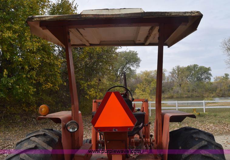 image for item J7011 Allis Chalmers 180 tractor